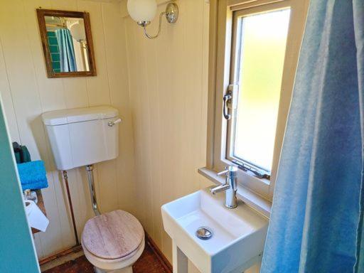 Pen Bryn Shepherd Hut ヘイ＝オン＝ワイ エクステリア 写真